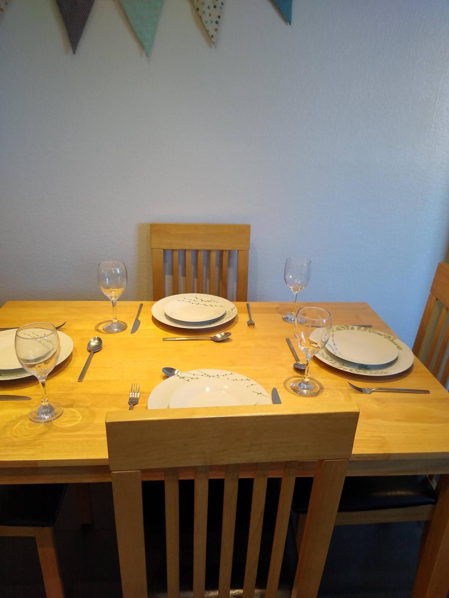 Escape To Anglesey, Dog Friendly *