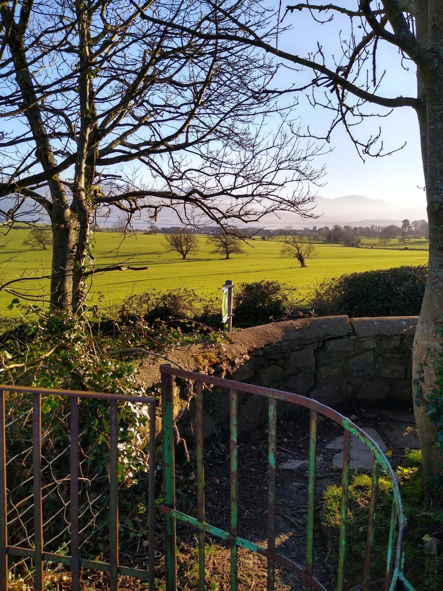 Escape To Anglesey, Dog Friendly *